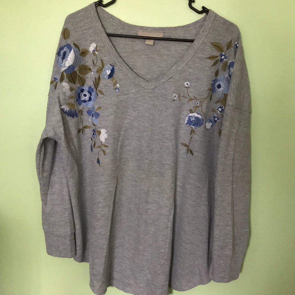 Thermal V-neck Tunic Top with Embroidered Flowers